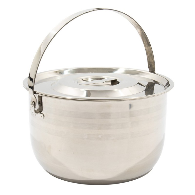Stainless steel kettle with lid